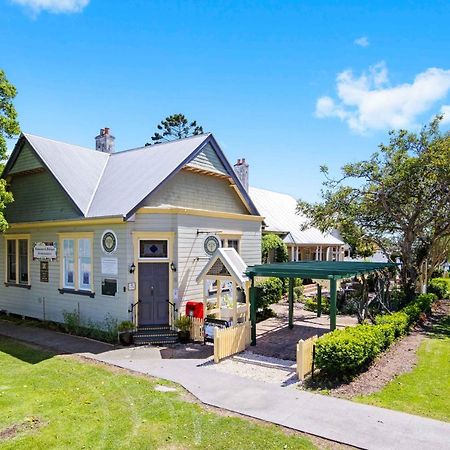 The Old Bank Gladstone Licensed Restaurant & Boutique Accommodation Hat Head Екстериор снимка