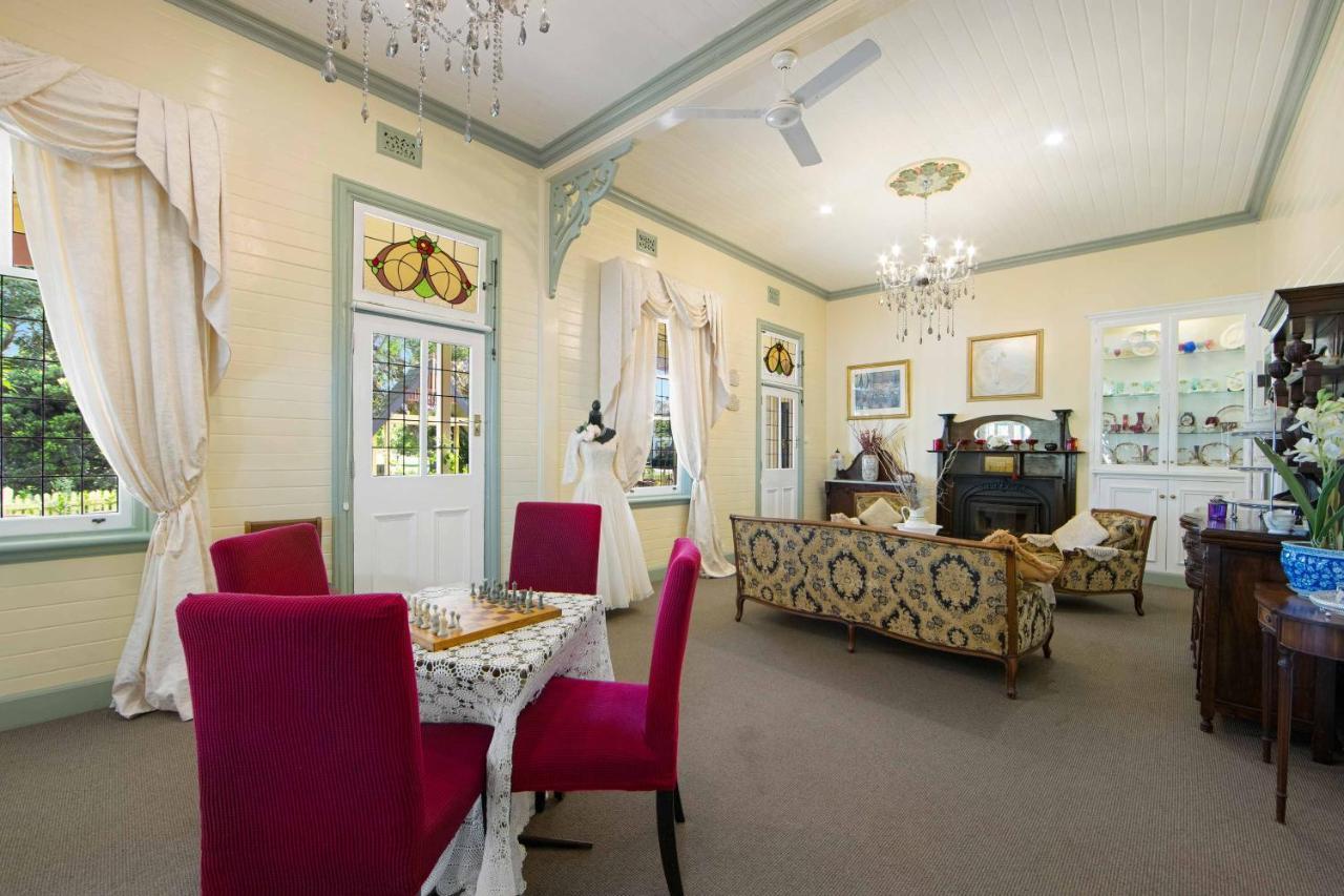 The Old Bank Gladstone Licensed Restaurant & Boutique Accommodation Hat Head Екстериор снимка