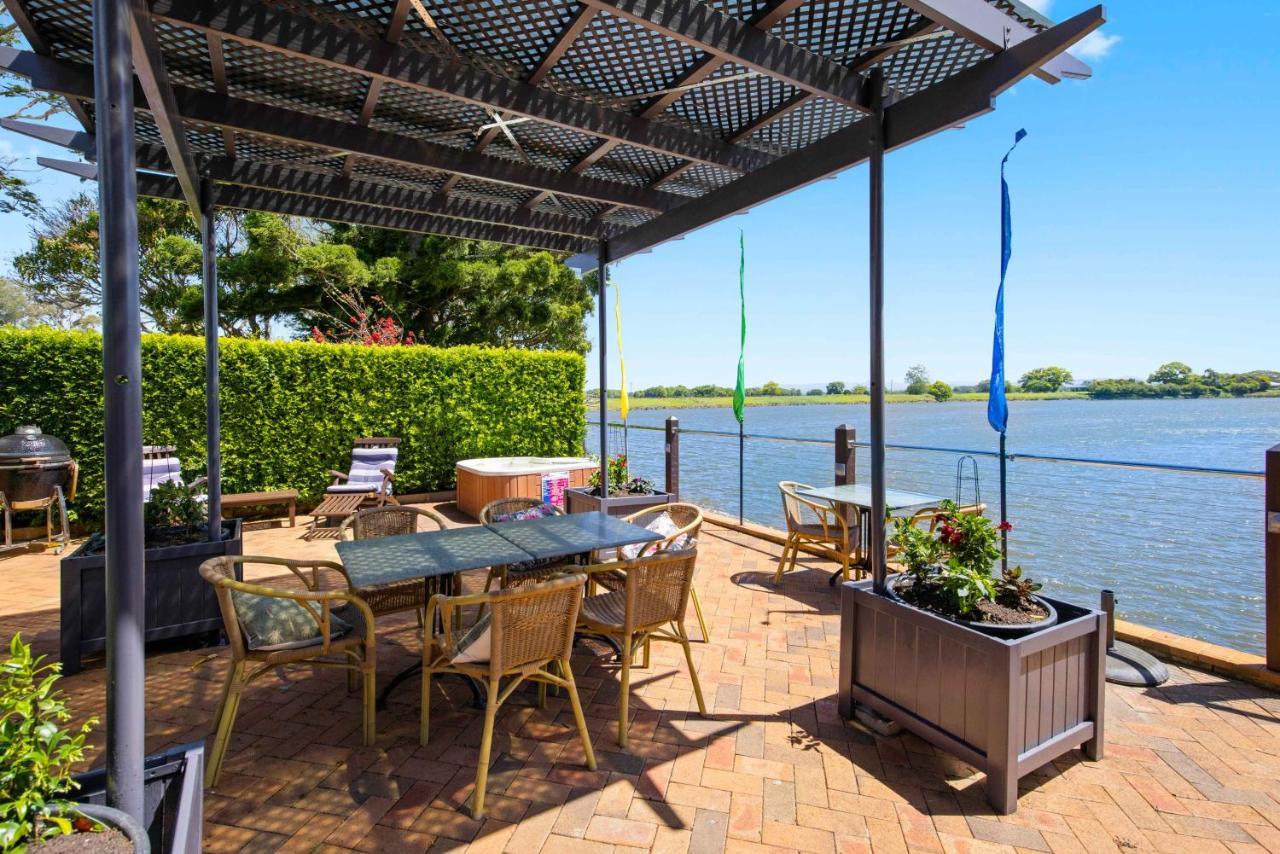 The Old Bank Gladstone Licensed Restaurant & Boutique Accommodation Hat Head Екстериор снимка