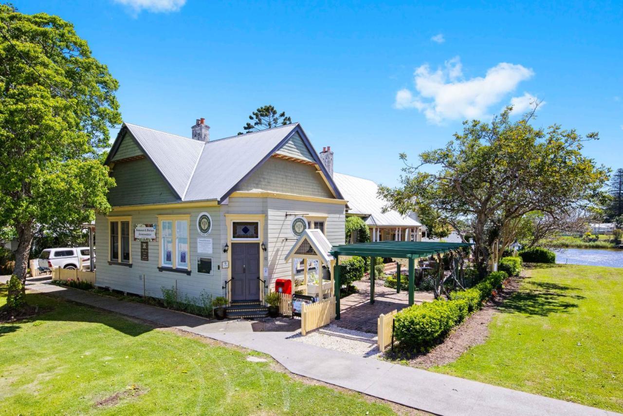 The Old Bank Gladstone Licensed Restaurant & Boutique Accommodation Hat Head Екстериор снимка
