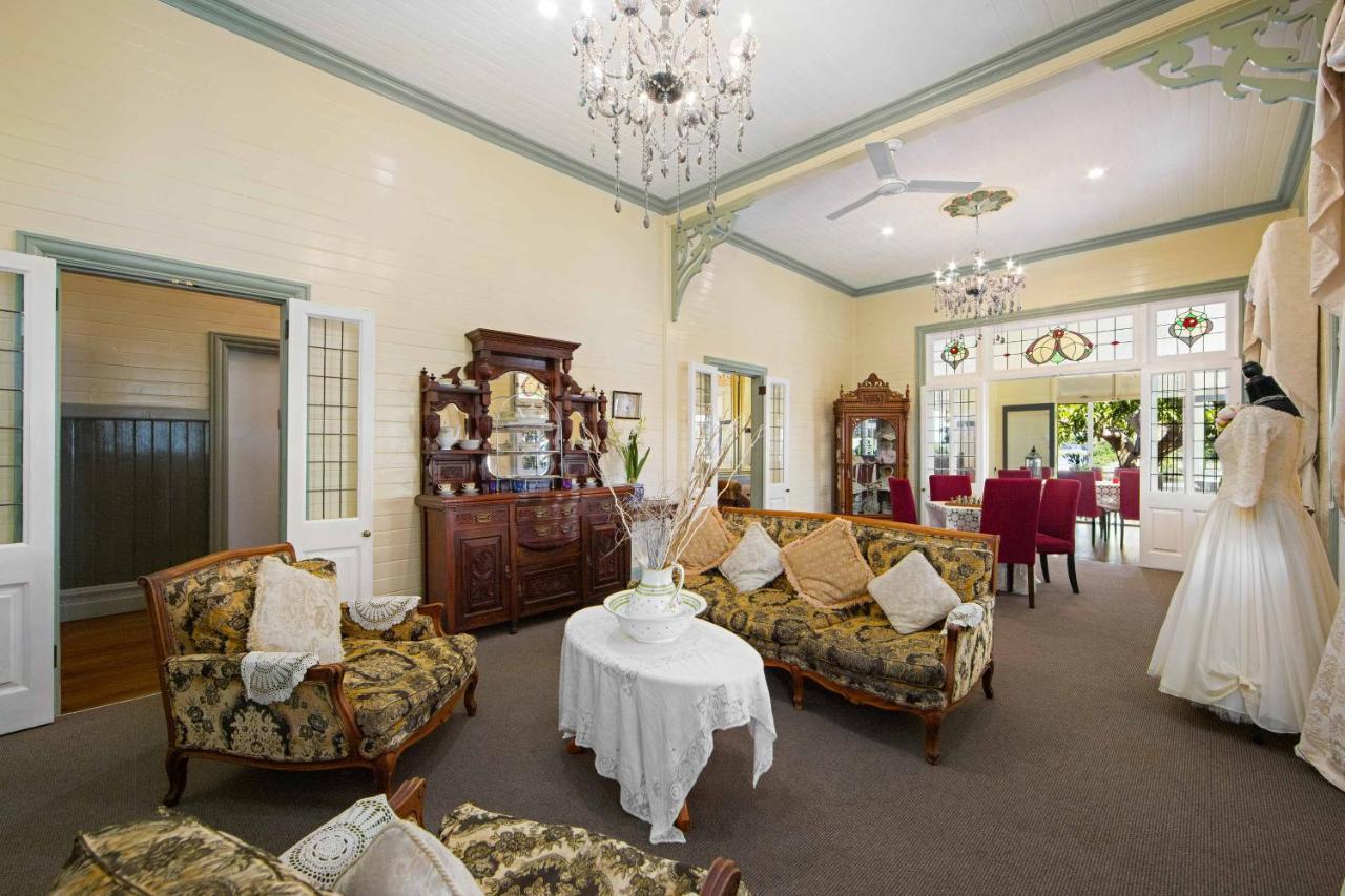 The Old Bank Gladstone Licensed Restaurant & Boutique Accommodation Hat Head Екстериор снимка