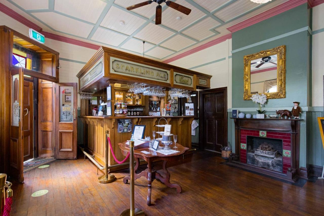 The Old Bank Gladstone Licensed Restaurant & Boutique Accommodation Hat Head Екстериор снимка